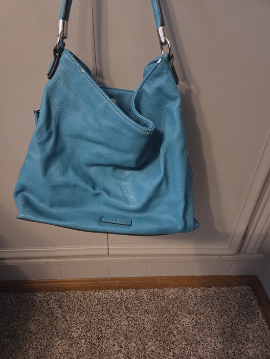 Liz Claiborne Handbags - Liz Claiborne Teal Leather Hobo Bag